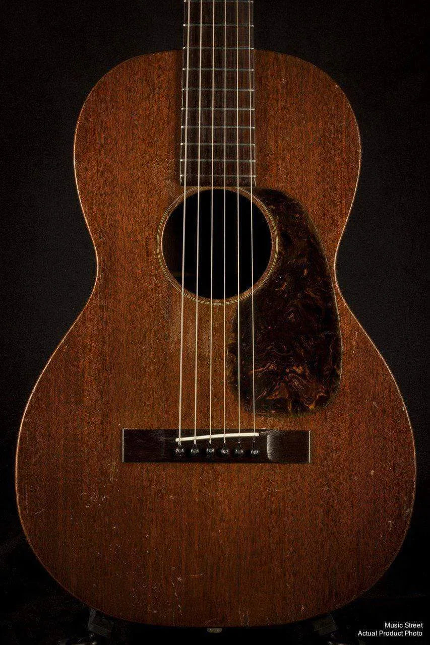 USED - 1932 Martin 1-17 Parlour Acoustic Guitar