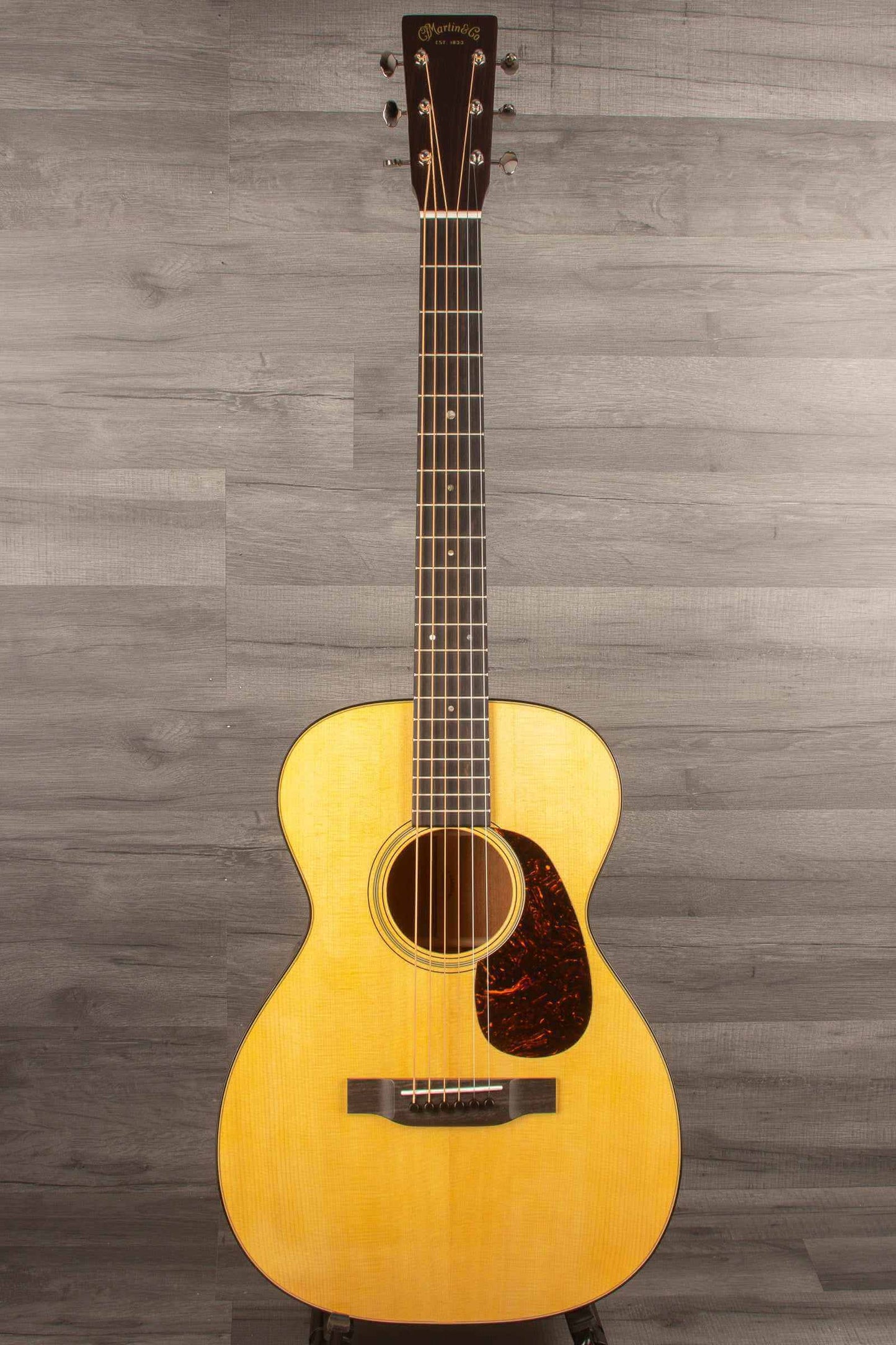 Martin 0-18 Standard Series Acoustic guitar
