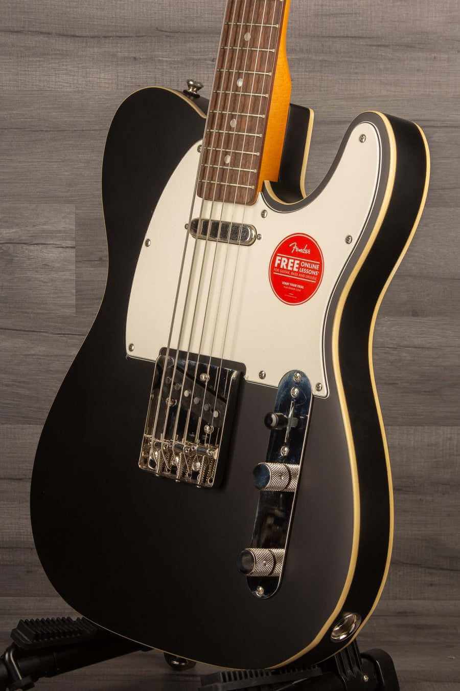 Squier  Classic Vibe Baritone Custom Telecaster®, Laurel Fingerboard, Parchment Pickguard, Satin Black