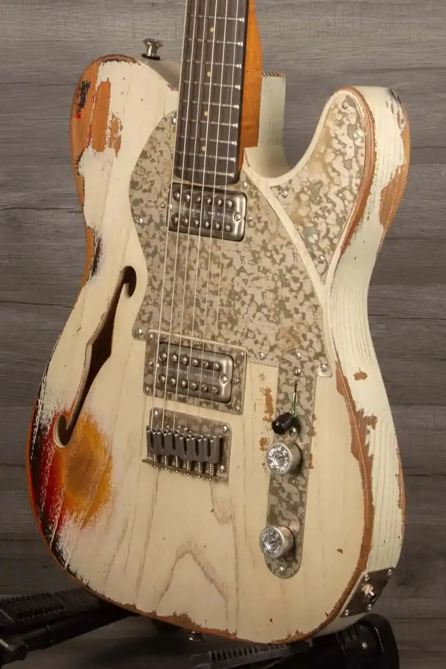 Paoletti Lounge Series Nancy Electric Guitar, Heavy Relic White over Sunburst s#202823