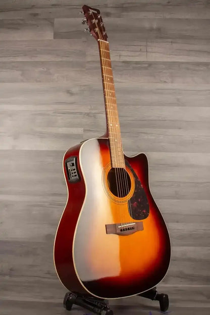 USED - Yamaha FX370C Sunburst