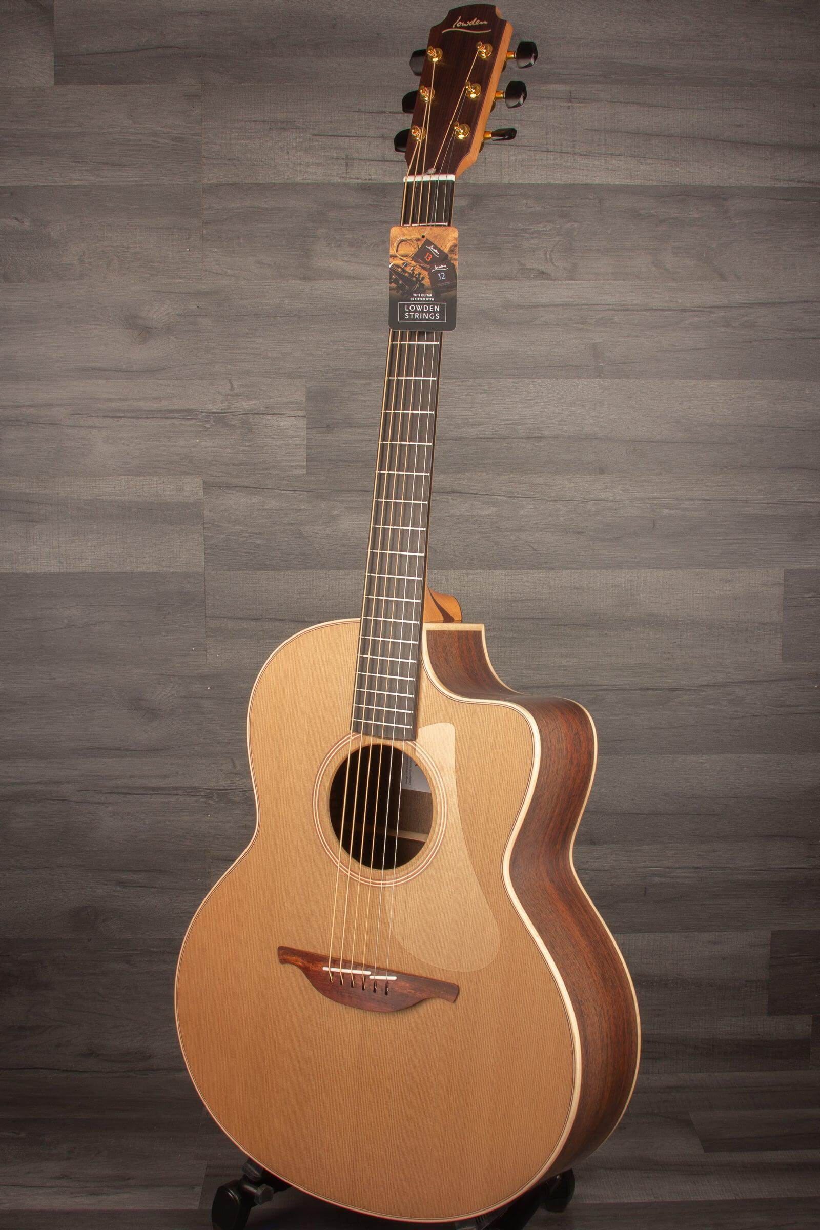 Lowden F-23C Acoustic Guitar - Premium Tone and Craftsmanship
