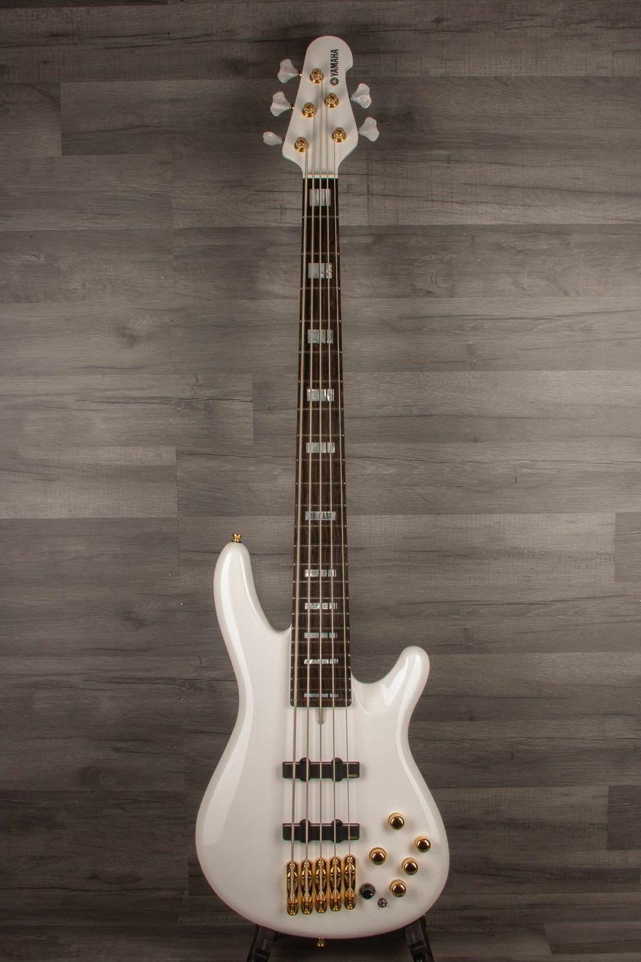 Yamaha BBNE2 Bass Guitar White, Nathan East Signature Model - 5-String, Neck-Through, Dual Alnico V Pickups