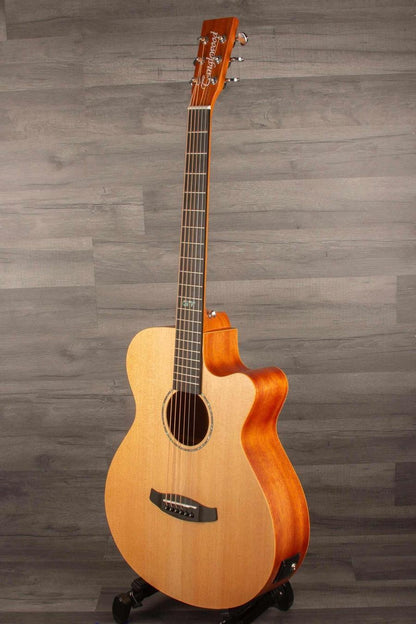Tanglewood TRGT4CE Roadster GT Super Folk, Solid Top, incl case
