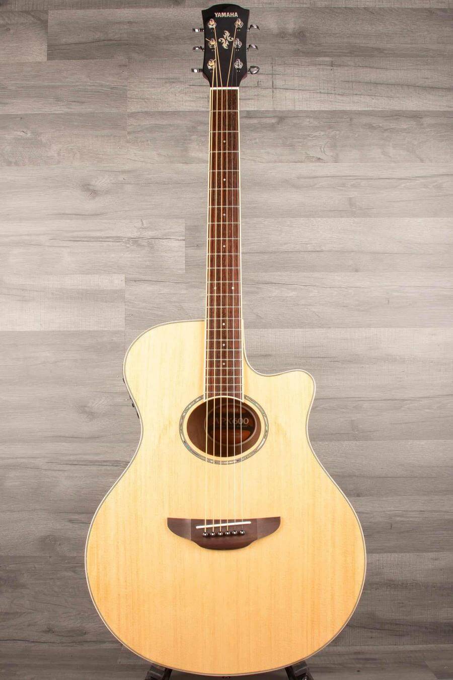 USED - Yamaha APX600 Electro Acoustic Guitar - Natural