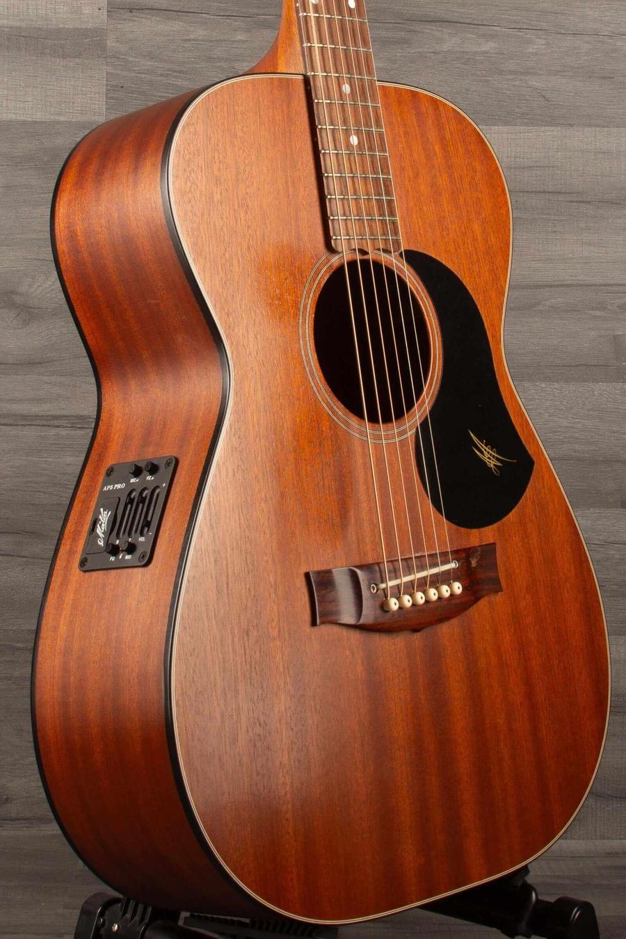 USED - Maton M808 (With Hardcase)
