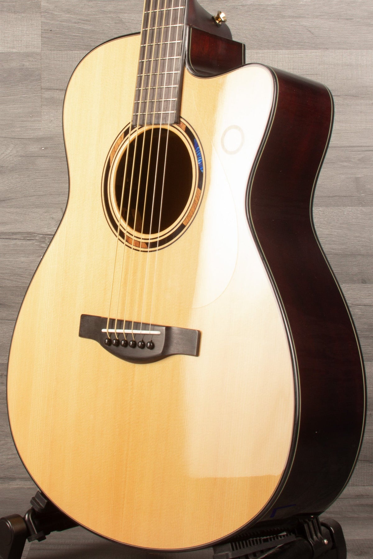 Yamaha TransAcoustic Guitar TAS3C Natural Finish - Unmatched Acoustic Innovation and Superior Sound Quality