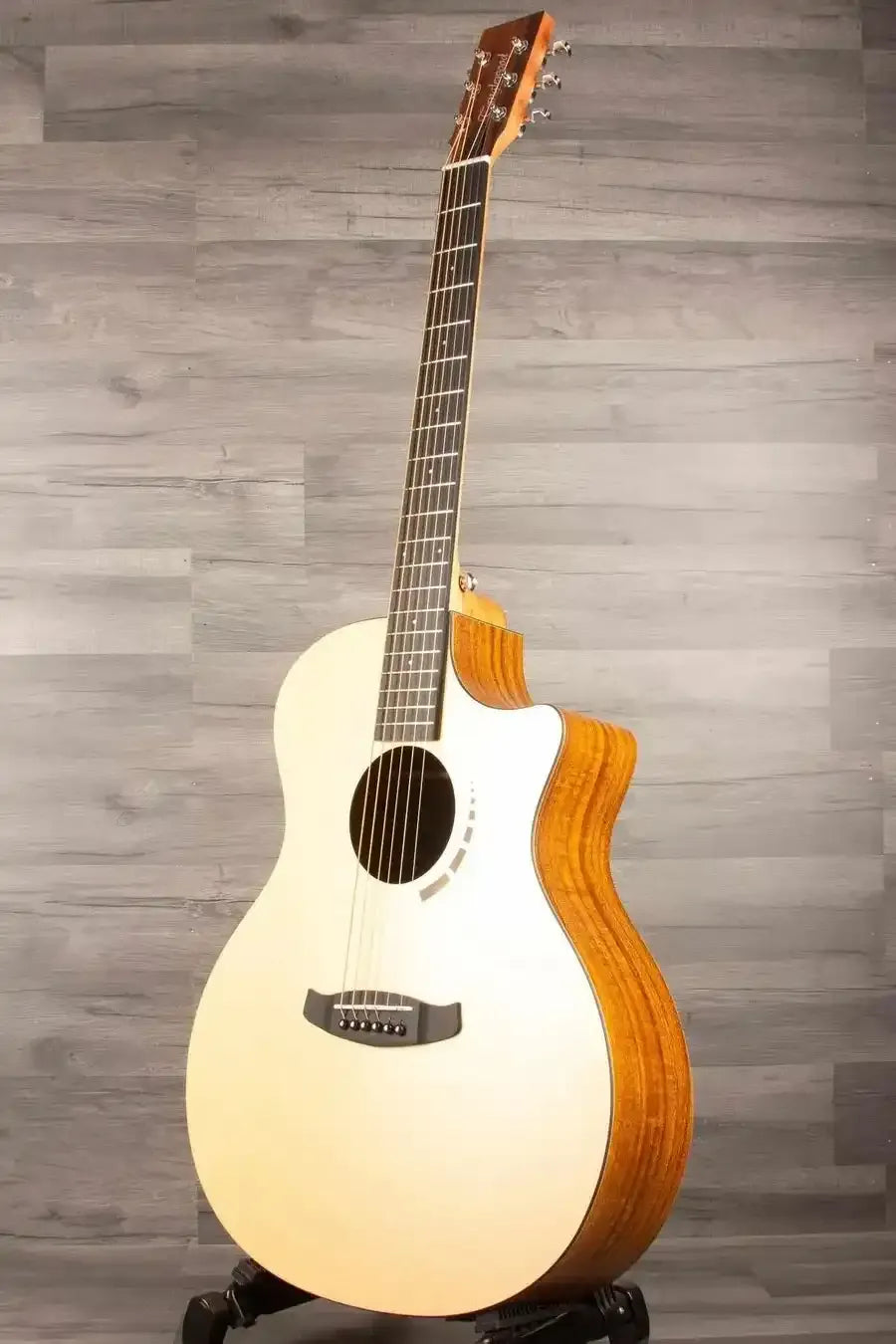 Tanglewood - TM6CE Metropolitan Auditorium Venetian Cutaway Electro Acoustic, KoA