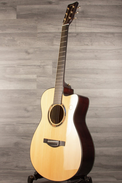 Yamaha TransAcoustic Guitar TAS3C Natural Finish - Unmatched Acoustic Innovation and Superior Sound Quality