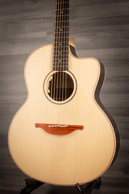 Lowden 32 SE Stage Edition Acoustic Guitar - Premium Indian Rosewood & Sitka Spruce
