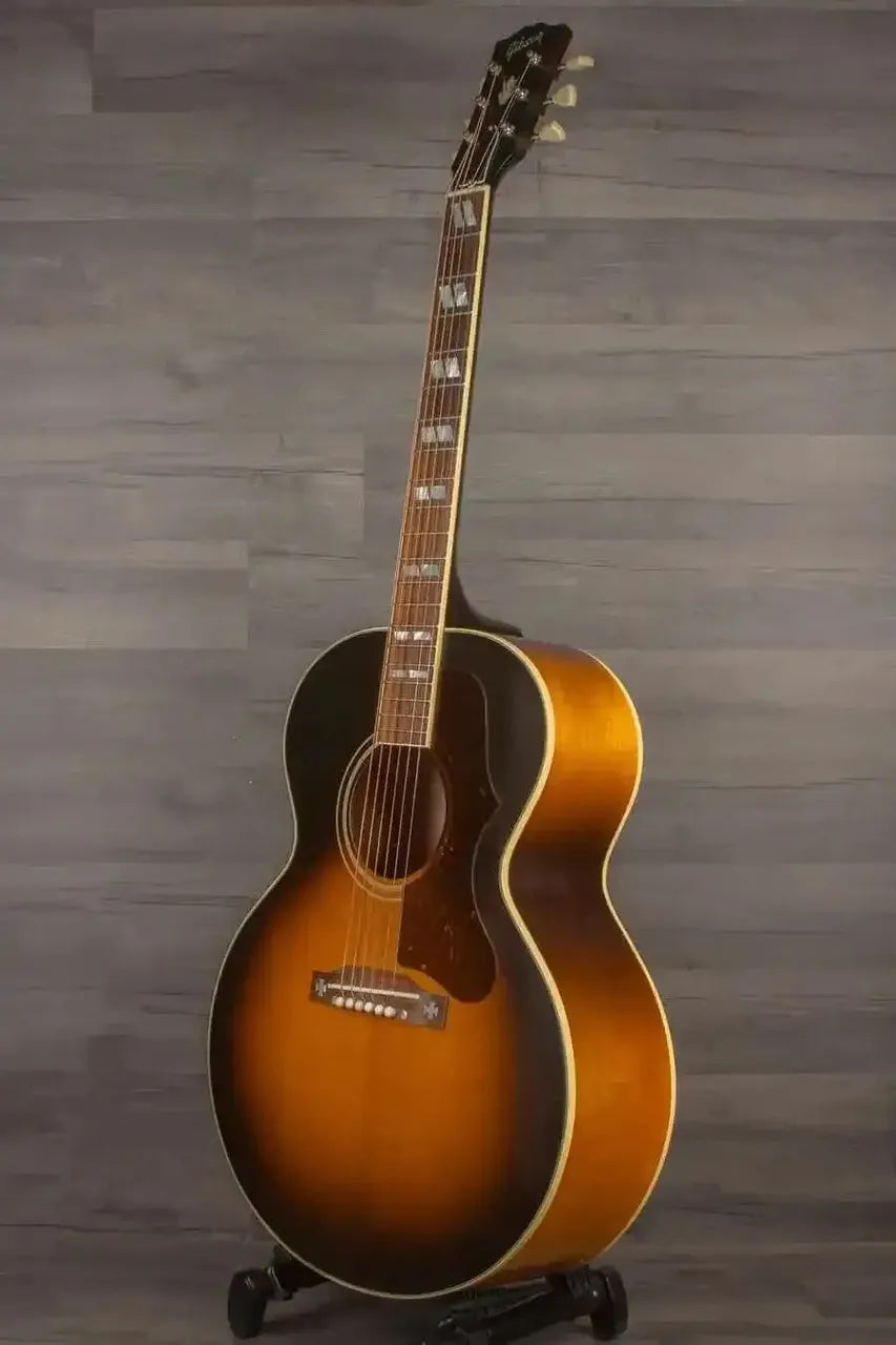 USED Gibson 1952 Custom J-185 Acoustic Guitar - Vintage Sunburst, Sitka Spruce Top, Flame Maple Back
