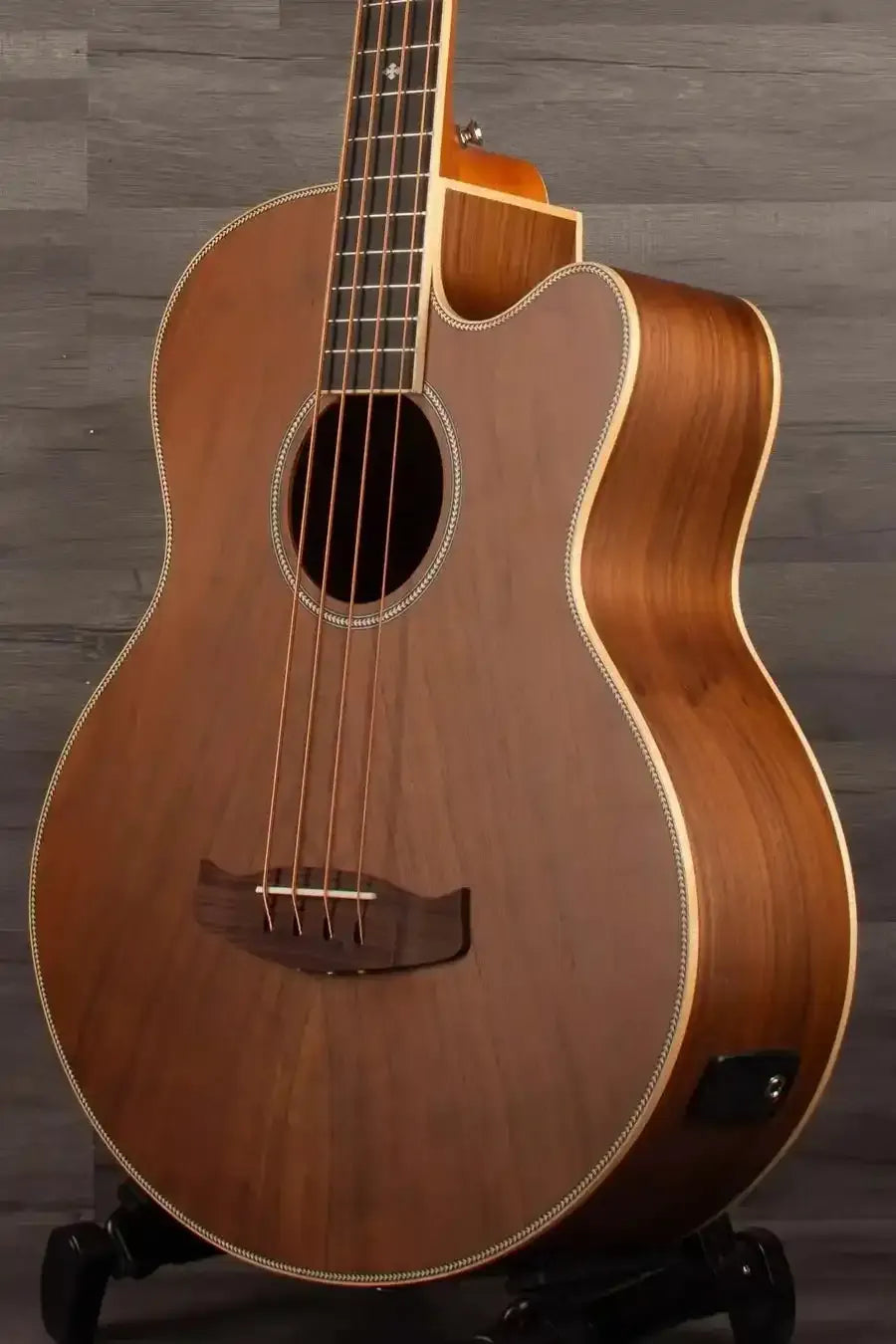 Tanglewood TRU7ABCEAW Bass - Reunion Pro Jumbo Series Electro Acoustic Model