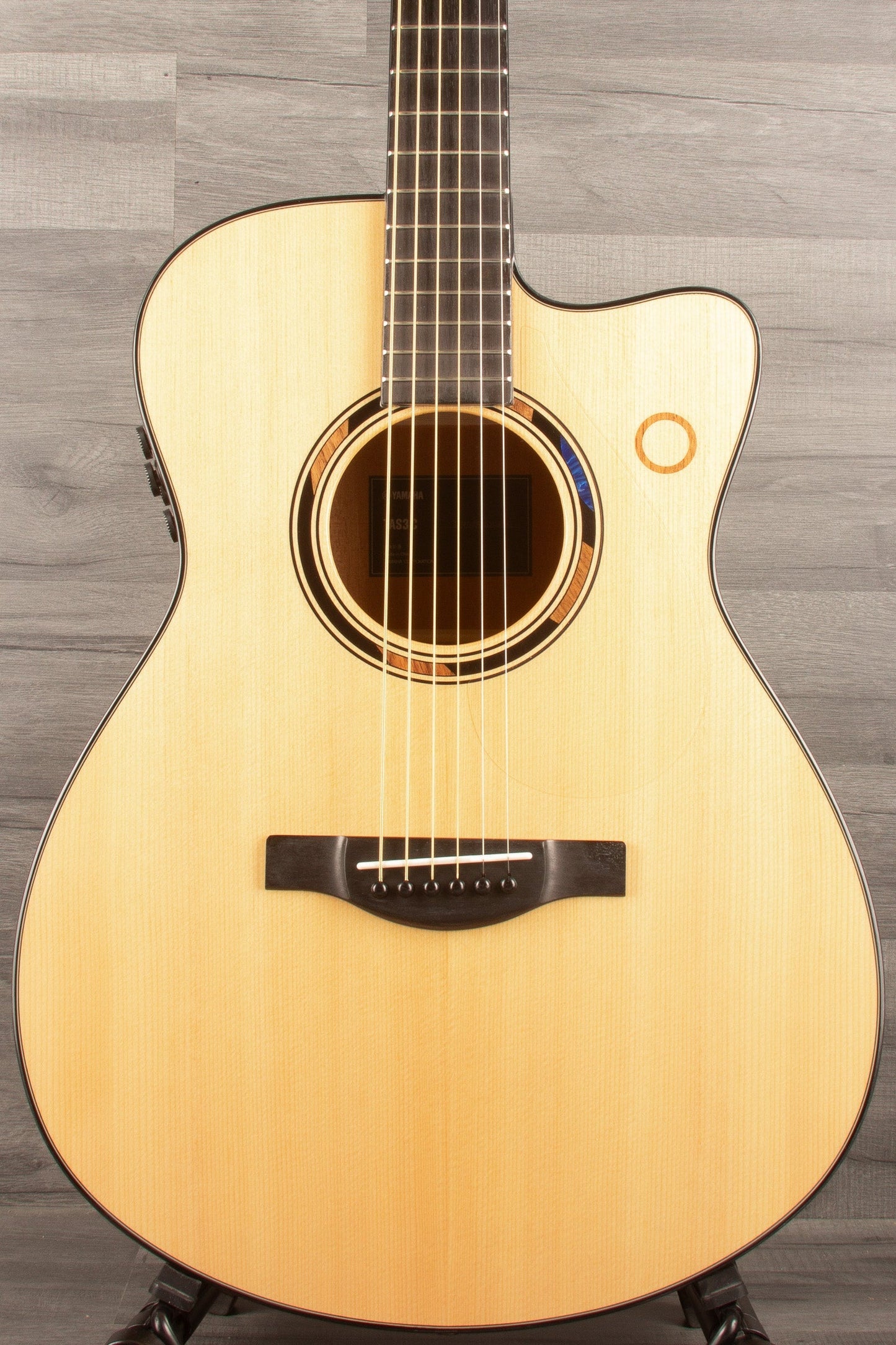 Yamaha TransAcoustic Guitar TAS3C Natural Finish - Unmatched Acoustic Innovation and Superior Sound Quality