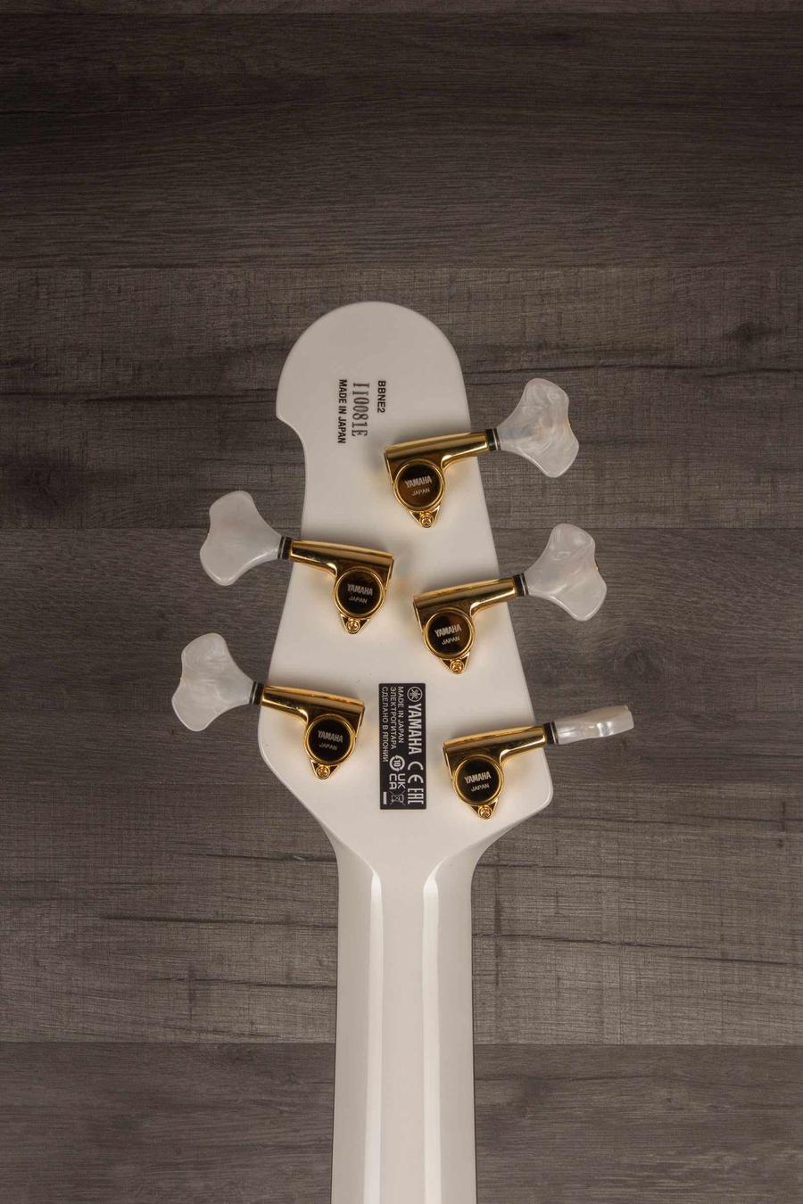 Yamaha BBNE2 Bass Guitar White, Nathan East Signature Model - 5-String, Neck-Through, Dual Alnico V Pickups