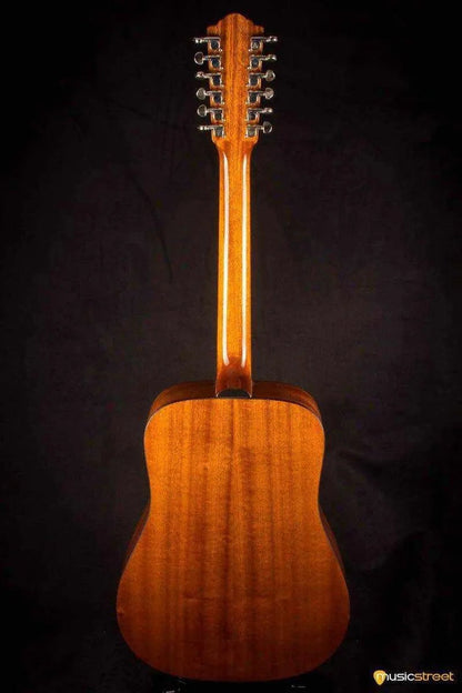 USED Guild D-1212 Nat