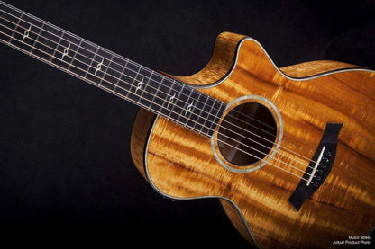 USED - Taylor K22Ce Koa Limited Edition 2002 Model